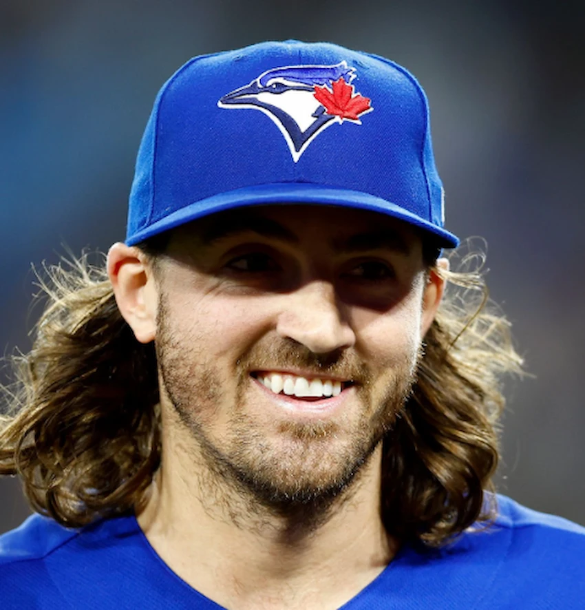 kevin gausman teeth 2022