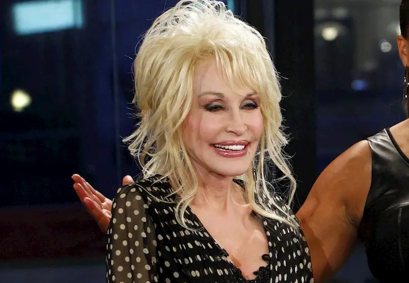 dolly parton teeth in 2010 dolly parton teeth in 2010