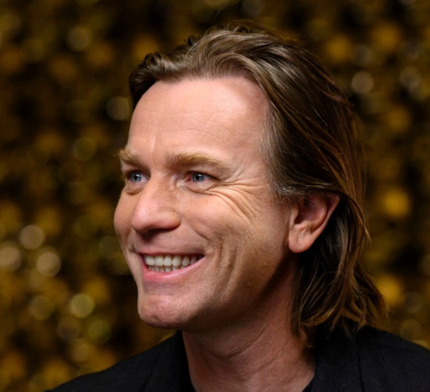 ewan mcgregor teeth 2020