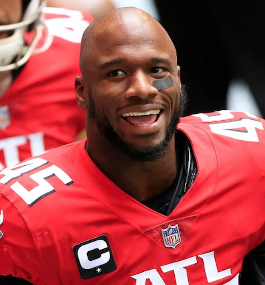 deion jones teeth 2020
