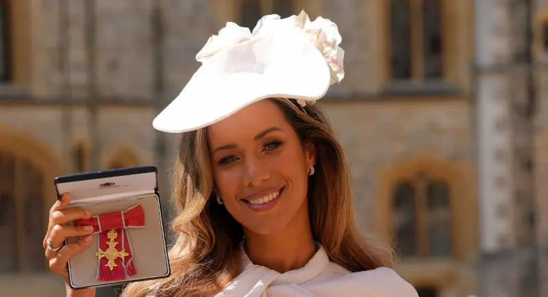 leona lewis teeth in 2026 leona lewis teeth in 2026